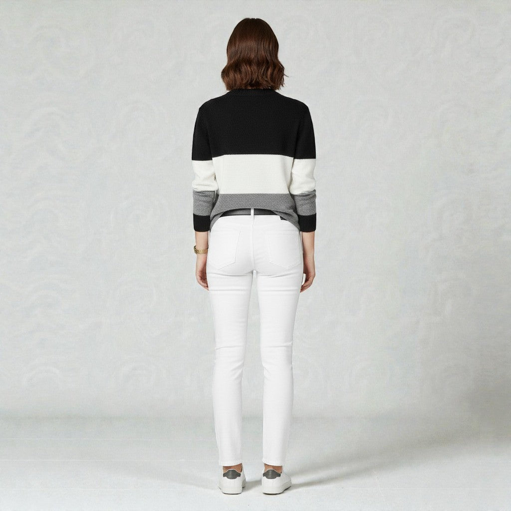 Chic Knitted Sweater with Contemporary Design and Flattering Silhouette