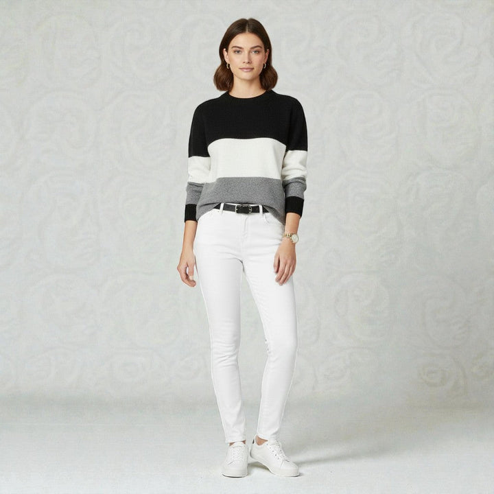 Chic Knitted Sweater with Contemporary Design and Flattering Silhouette
